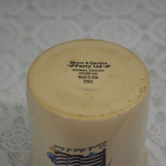Home & Garden Party Ltd “Land That I Love” Patriotic Crock | USA Flag Stoneware - Picture 4 of 4